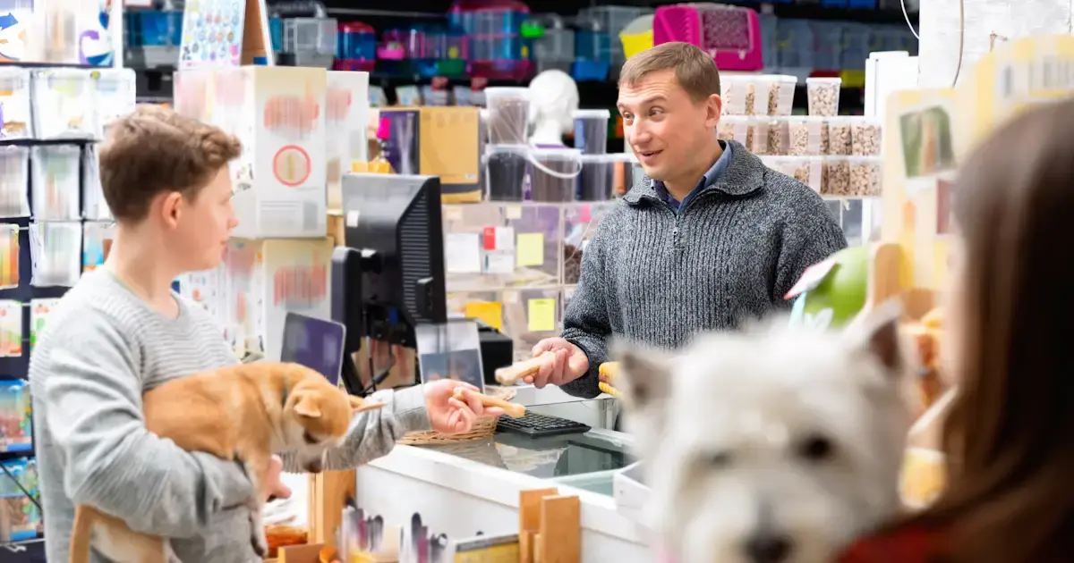are pet stores profitable?